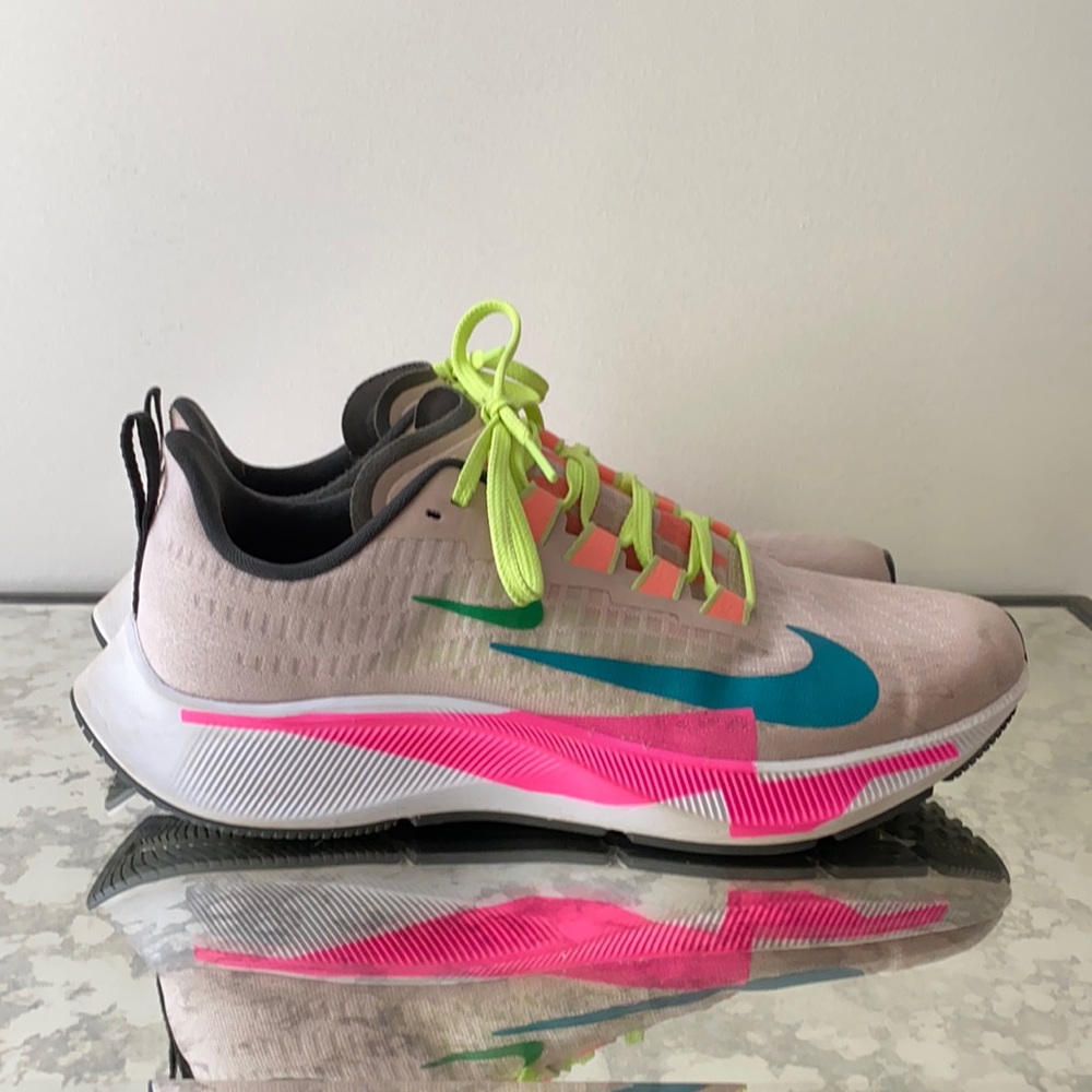 Nike Zoom Sneakers